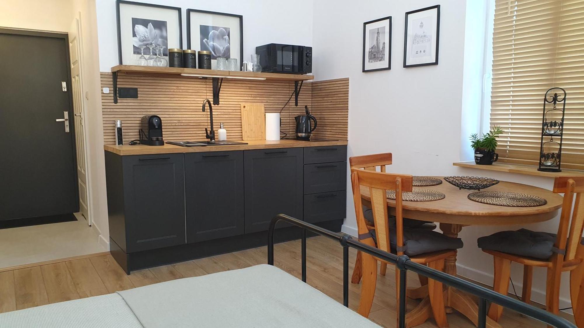 Apartament Wiezyczka Швидница Екстериор снимка